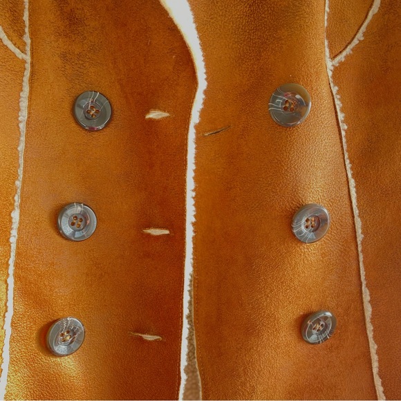 Shearling Jacket Women's M Light Brown Faux Leather, Belt Included, Never Worn - Picture 3 of 7